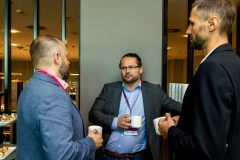 041